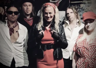 Platinum plays Blondie